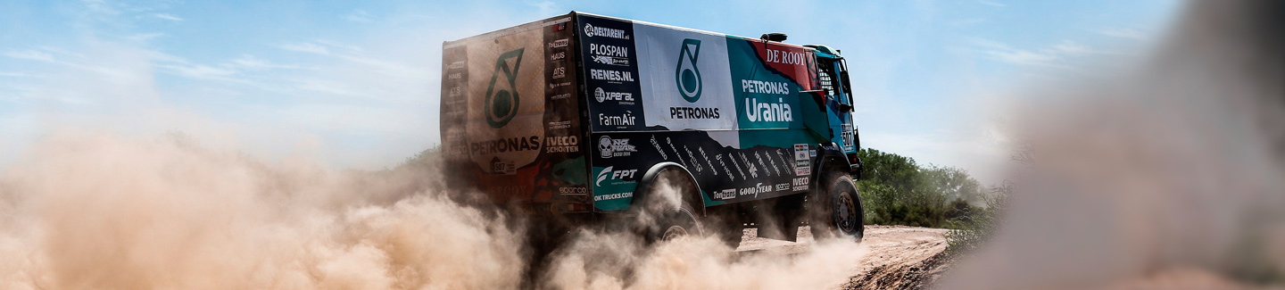 Dakar 2017: IVECO places two trucks in top 10 in very fast second stage